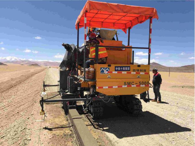 Three-Track Slipform Paver | 0–2500mm Side / 0–3000mm Center Paving for Curbs, Gutters & Rural Roads